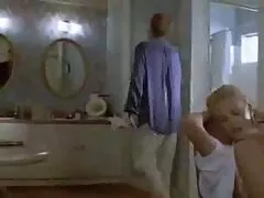 イニシアチブを取り、あなたの手に身を置く 女性 の 為 の 無料 アダルト 動画