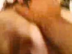 謙虚なロシアの雛とともにa友人試しへ持っていますグループ見とともにa友人 av 女性 無 修正