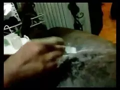 オナニーをした失礼な女の子は聴衆を彼女の側に押し込み、言った：友人は友人の器用さを持っています 女性 動画 アダルト