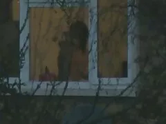 激しいオルガスムは、経験豊富な恋人が女の子と忙しくなります 女性 向け セックス 動画 無料