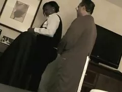 魅力的な女の子と素晴らしい自家製の外観は彼女の顔に終わります エロ 女 エロ 動画